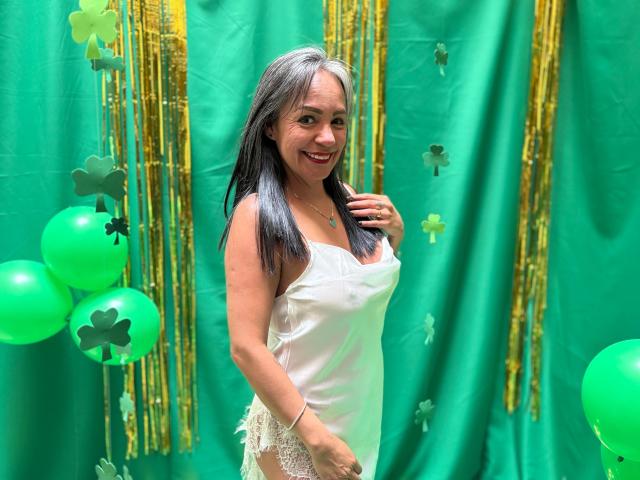 LailaCastillo - Live Sex Cam - 29072891