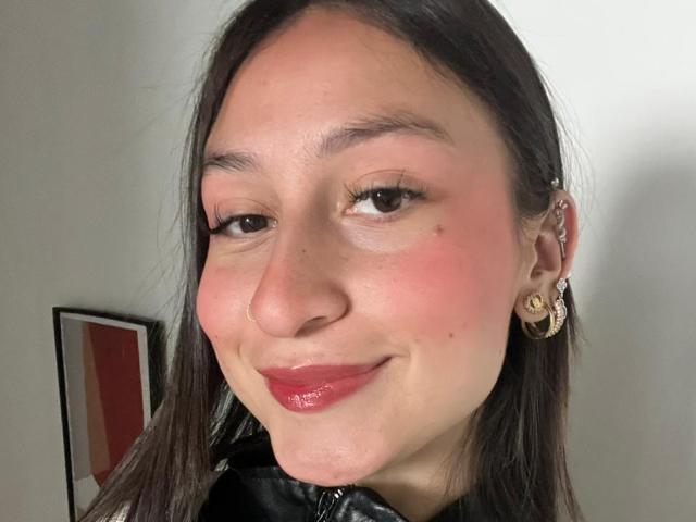 MaddyCarina - Porno na żywo i seks kamera - 29073053