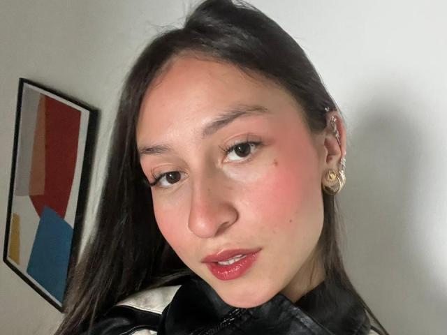 MaddyCarina - Live porn &amp; sex cam - 29073086