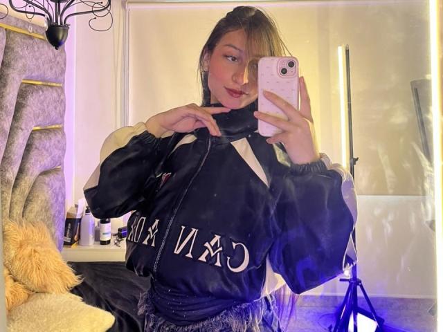 MaddyCarina - Live porn &amp; sex cam - 29073110