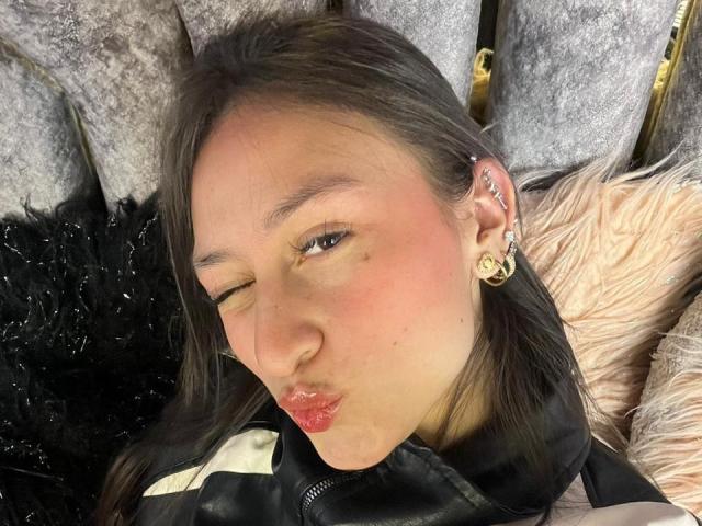 MaddyCarina - Live porn &amp; sex cam - 29073245