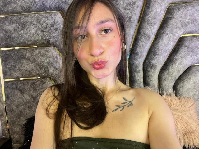 MaddyCarina - Live porn &amp; sex cam - 29073263
