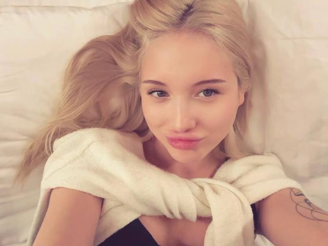 BellaBlondieMiss - Live porn &amp; sex cam - 29073317