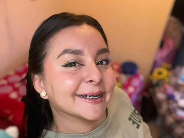 EmaJames - Live porn &amp; sex cam - 29081222