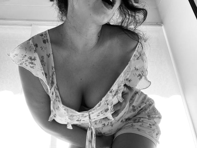 AlisGourmande - Live sex cam - 29088641