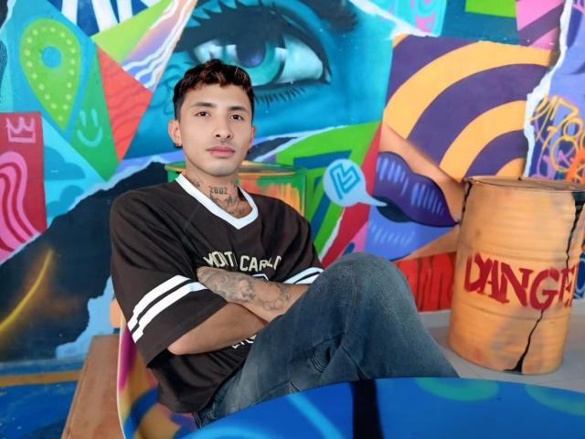 Wallee - Live porn &amp; sex cam - 29090156