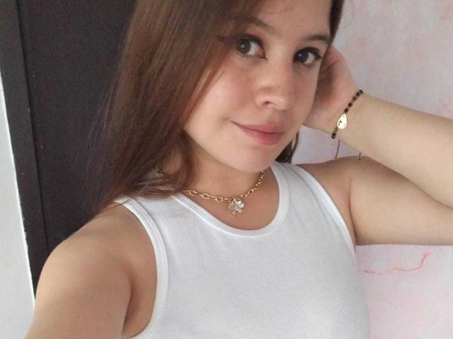 MelaniBecker - Live porn &amp; sex cam - 29090402