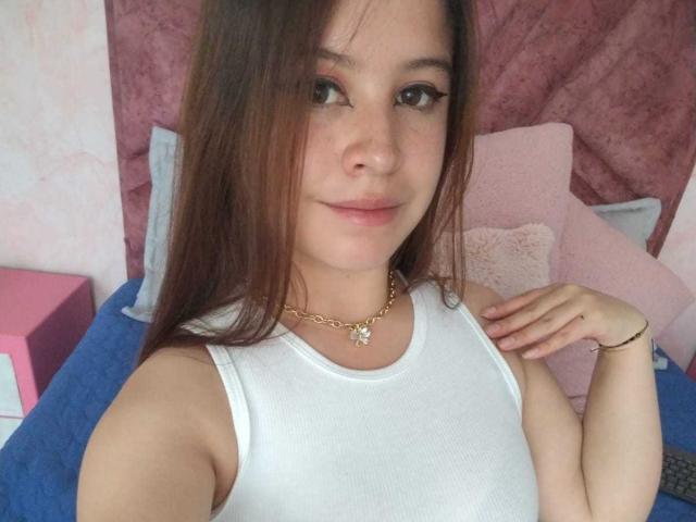 MelaniBecker - Live porn &amp; sex cam - 29090408