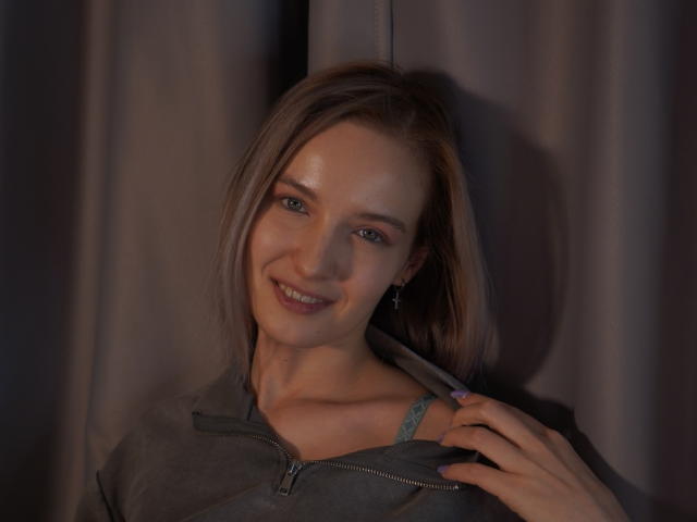 NicoleSpritzer - Live porn &amp; sex cam - 29097896