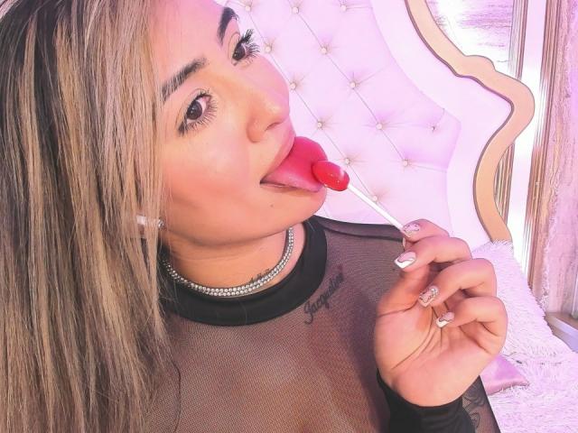 MaeCollins - Camera khiêu dâm &amp; quyến rũ trực tiếp - 29100002