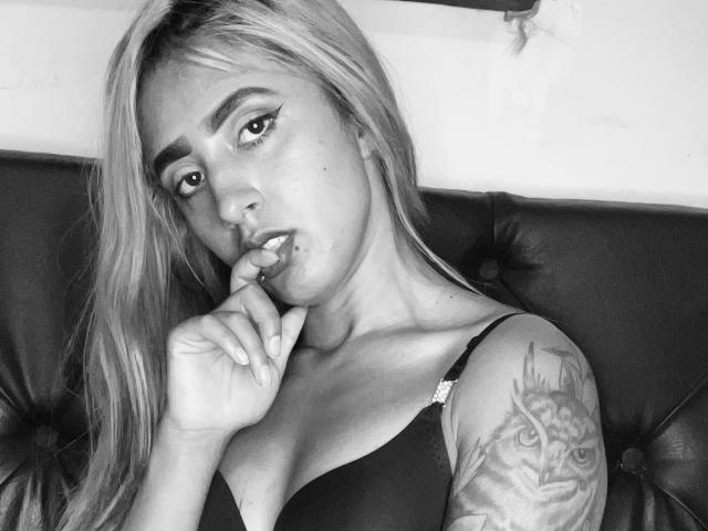 NicolForest - Live porn &amp; sex cam - 29102690