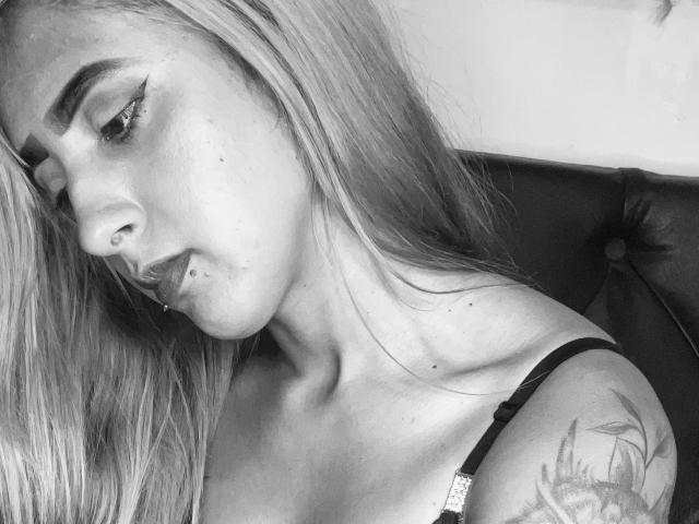 NicolForest - Live porn &amp; sex cam - 29102699