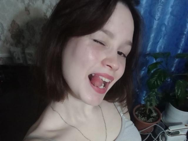 DottieZaspel - Élő pornó és szexkamera - 29105141