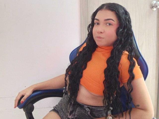 AliceSmity - Live porn &amp; sex cam - 29106746