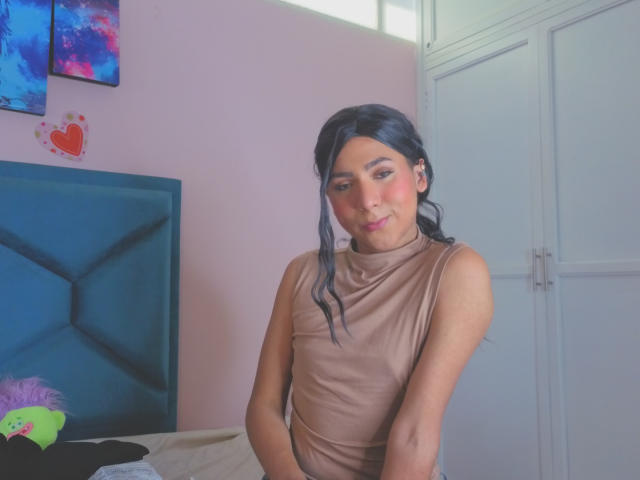 ZoeHotMoretti - Live porn &amp; sex cam - 29108837