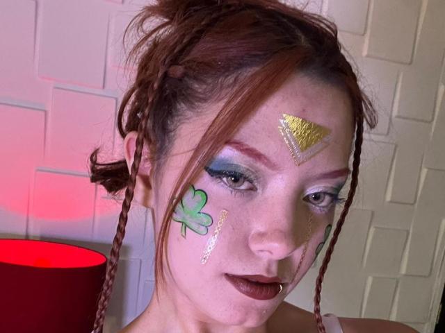 EmmaThomsonn - Live porn &amp; sex cam - 29110535