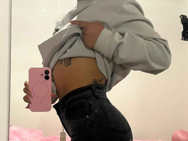 AlessiaFerry - Live porn &amp; sex cam - 29111654