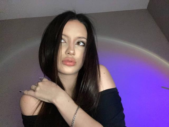 MarchelleBerrien - Live porn &amp; sex cam - 29112020