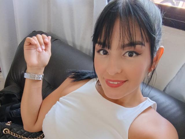 TalianaSquirt - Live porn &amp; sex cam - 29116826