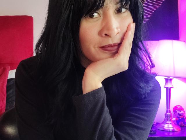 IssisDiosa - сексуальная веб-камера в реальном времени - 29117039