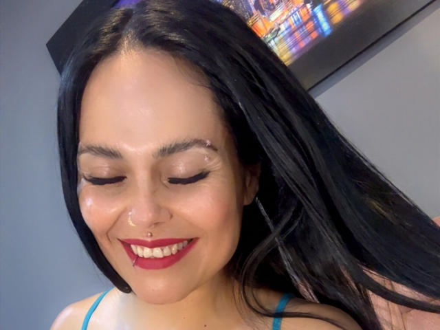 CharlotteCrofort - Live porn &amp; sex cam - 29117981