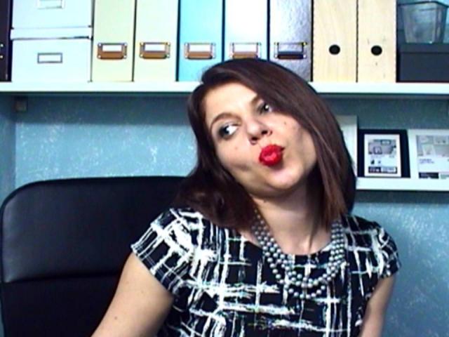 SophiaGreens - online show sexy with this European Sexy girl 