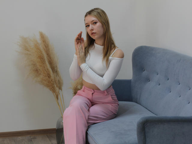 RosaVance - Live porn &amp; sex cam - 29123399