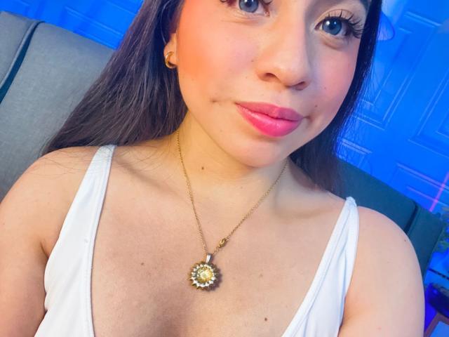 ZoeRedds - Live porn &amp; sex cam - 29123858