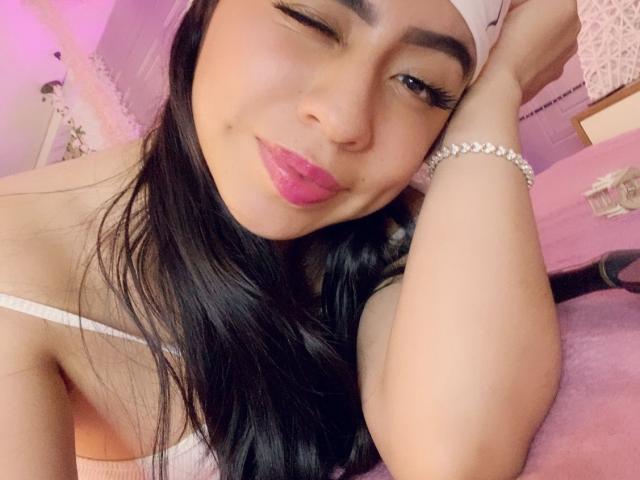 ZoeRedds - Live porn &amp; sex cam - 29123879