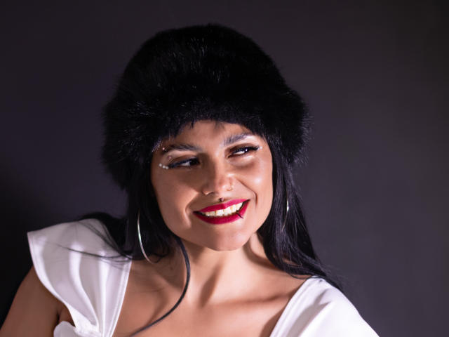 CharlotteCrofort - Live porn &amp; sex cam - 29127092