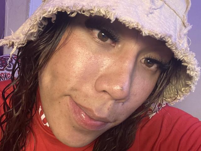 GeraldineSuan - Live Sex Cam - 29130872