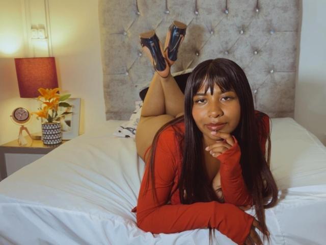 NahomyNoir - Live porn &amp; sex cam - 29131001