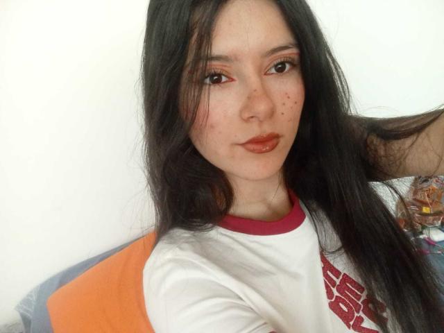 EmiSchwarz - Live porn &amp; sex cam - 29134718