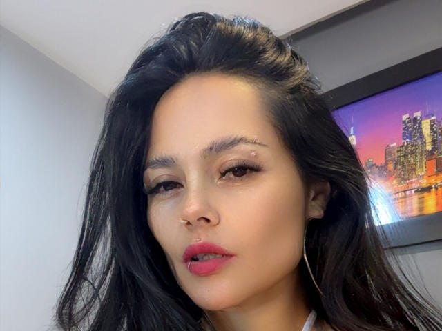 CharlotteCrofort - Live porn &amp; sex cam - 29136512