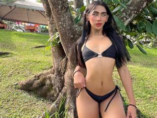 Ver la ficha detallada de IvoneCox