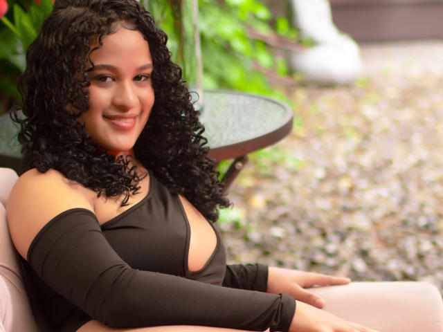 VelaskaJones - Live sex cam - 29139446