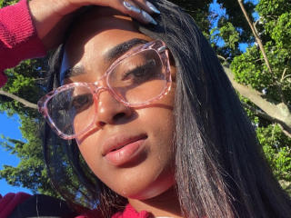 Ver la ficha detallada de Behzinha