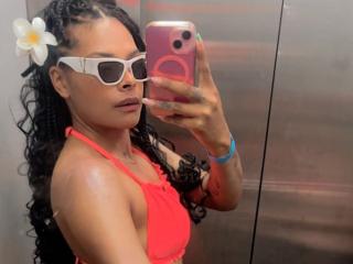 Ver a ficha detalhada de  EmmaEbony