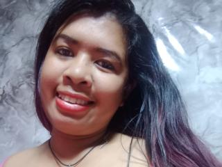 Ver a ficha detalhada de  MariahSquirting69