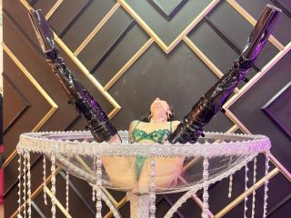 Ver a ficha detalhada de  HannaBorbon