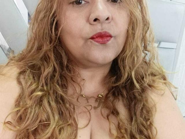 MonzerratBoyer - Live porn &amp; sex cam - 29147474