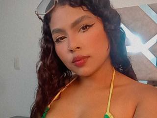 Ver la ficha detallada de AshlyCorines