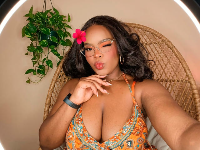 IsisGonzales - Live porn &amp; sex cam - 29148743