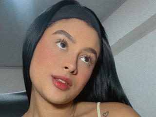 Ver a ficha detalhada de  EmmaThomasy