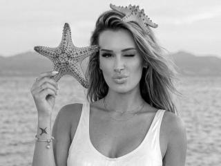 Ver la ficha detallada de AshyQuinn