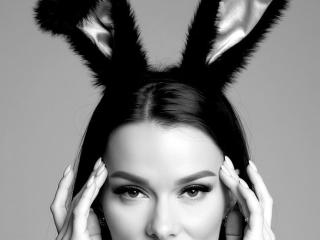 Ver a ficha detalhada de  AmyChristie