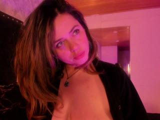 Ver a ficha detalhada de  PaulettWatsoon