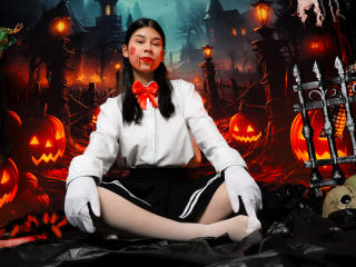 Ver a ficha detalhada de  ZoeWinfrey