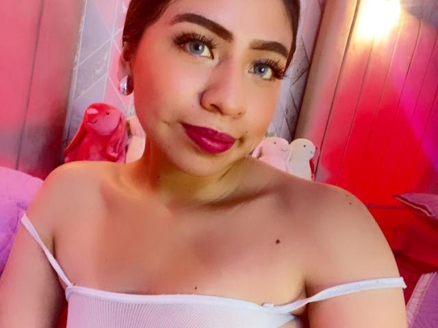 ZoeRedds - Live sex cam - 29153975