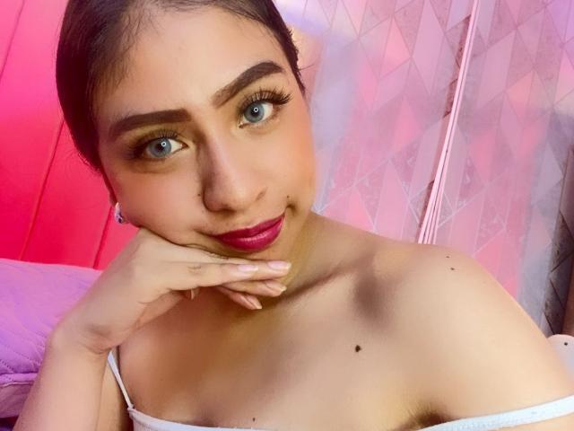 ZoeRedds - Live porn &amp; sex cam - 29153984